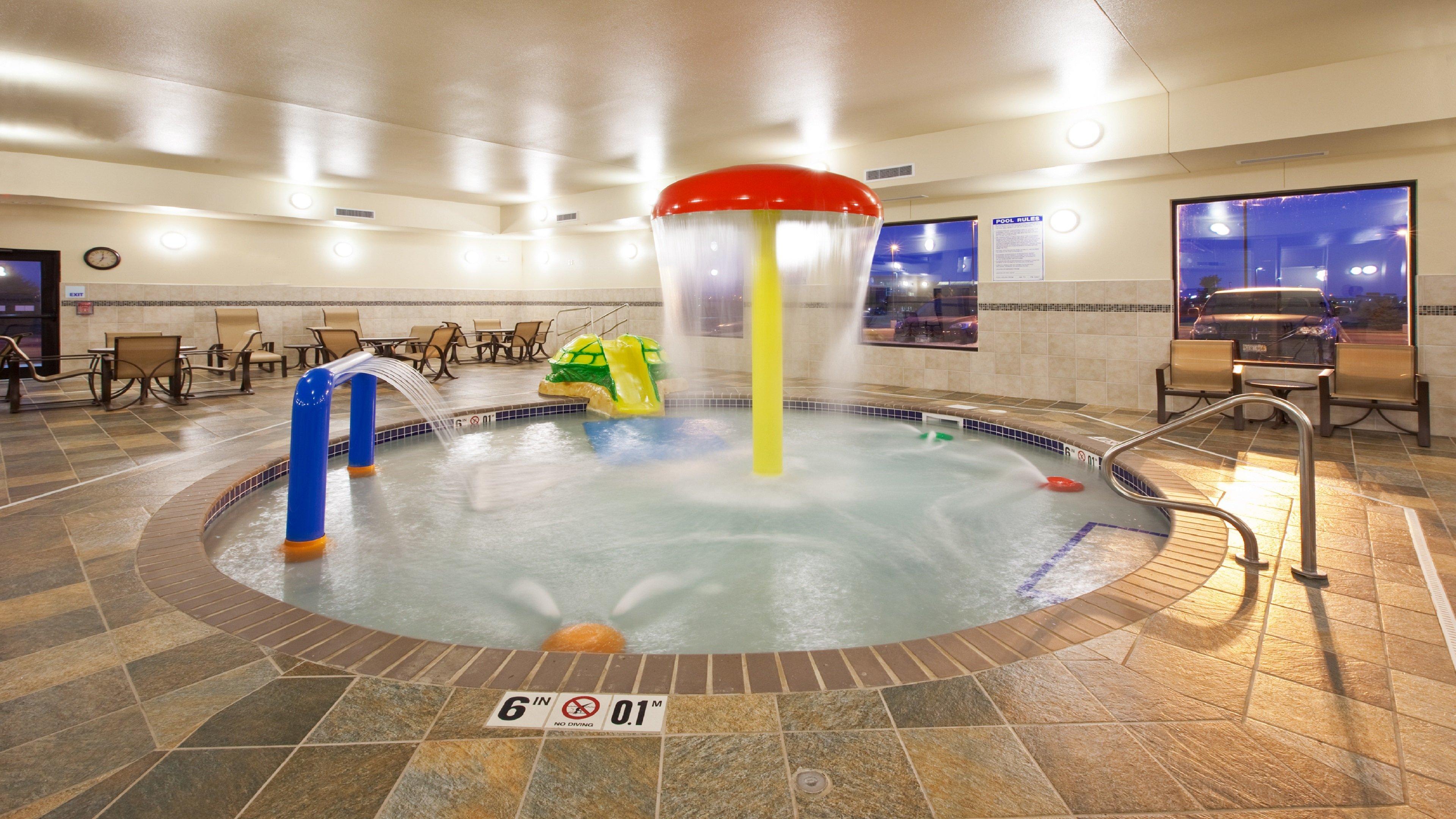 Holiday Inn Express & Suites Sioux Falls Southwest, An Ihg Hotel Facilities photo